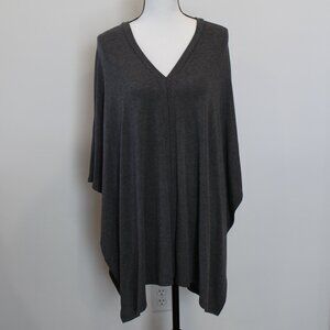 Zenana Premium Oversized V-Neck Grey Poncho Sz Medium